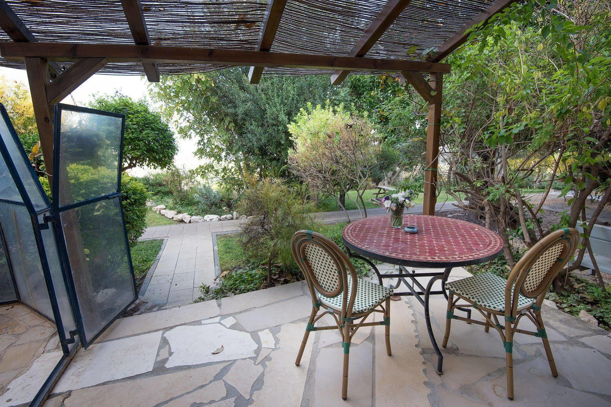 Pina Barosh Bnb Rosh Pinna Exterior photo